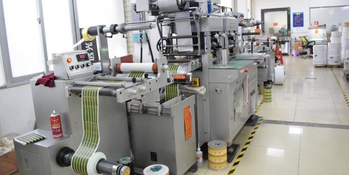 GUANGZHOU YM PACKAGE PRODUCTS CO.,LTD. প্রস্তুতকারকের উৎপাদন লাইন