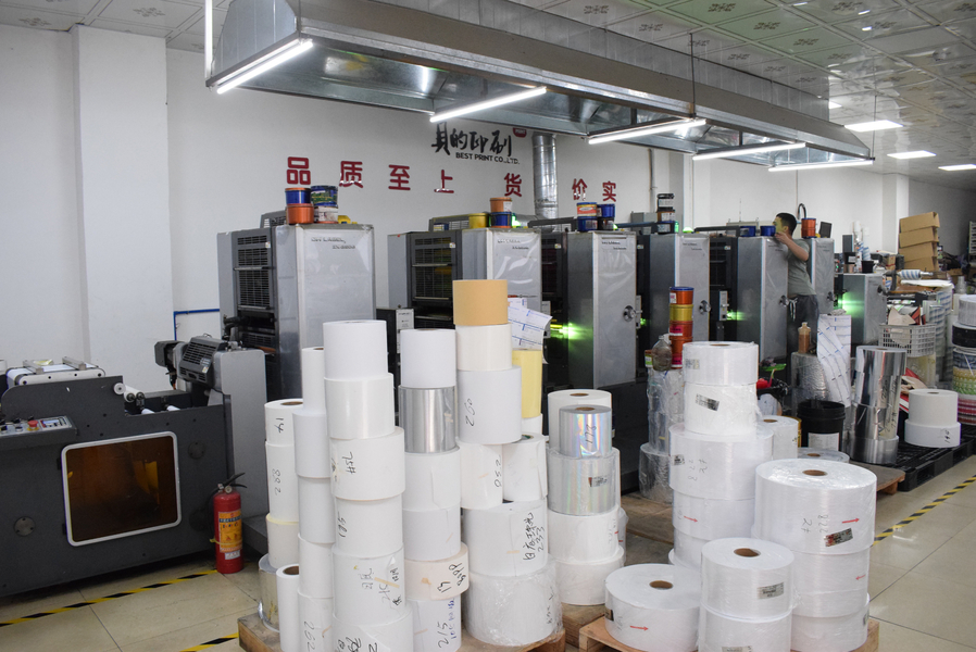 GUANGZHOU YM PACKAGE PRODUCTS CO.,LTD. প্রস্তুতকারকের উৎপাদন লাইন