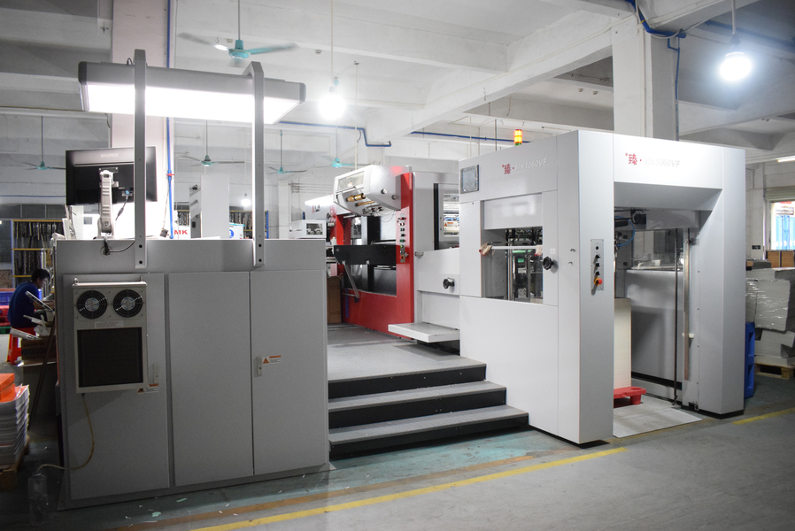 GUANGZHOU YM PACKAGE PRODUCTS CO.,LTD. প্রস্তুতকারকের উৎপাদন লাইন