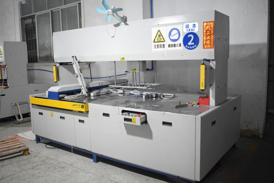 GUANGZHOU YM PACKAGE PRODUCTS CO.,LTD. প্রস্তুতকারকের উৎপাদন লাইন