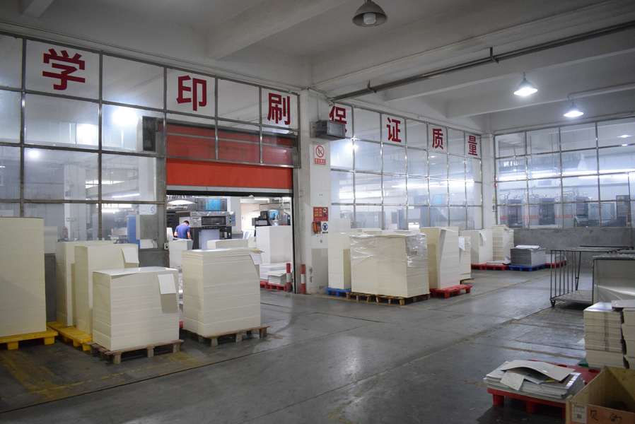 GUANGZHOU YM PACKAGE PRODUCTS CO.,LTD. প্রস্তুতকারকের উৎপাদন লাইন
